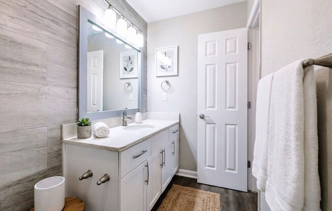 1 bed, 1 bath, 525 sqft, $1,150, Unit 1020