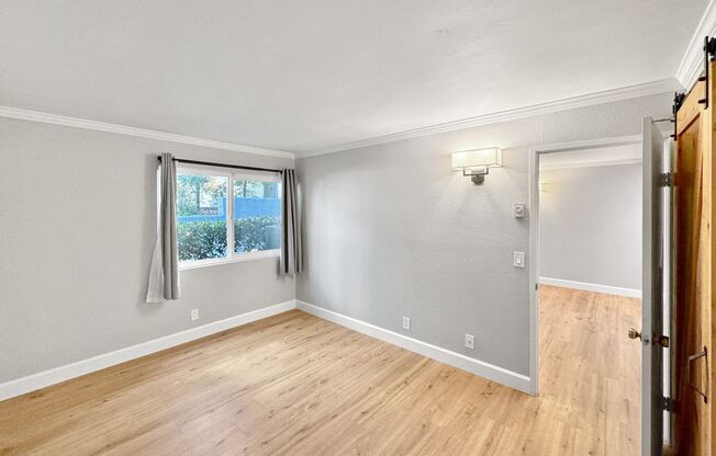 1 bed, 1 bath, $2,500