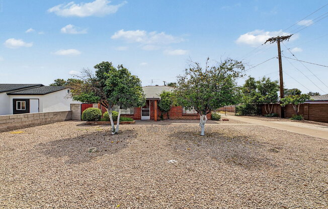 3 beds, 2 baths, 1,553 sqft, $2,300