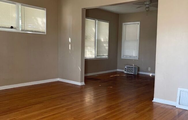 3 beds, 1 bath, $1,200