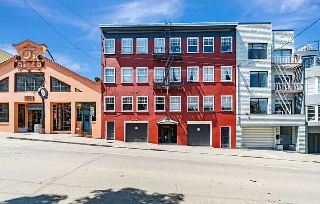 764 North Point Apartments
