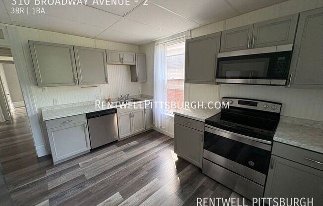 310 BROADWAY AVE