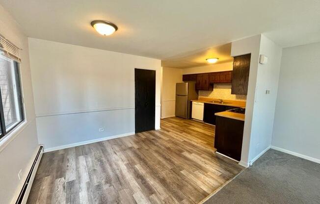 10604 OAK TREE DR