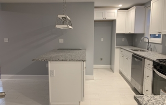 3 beds, 1.5 baths, 1,100 sqft, $3,400, Unit 3