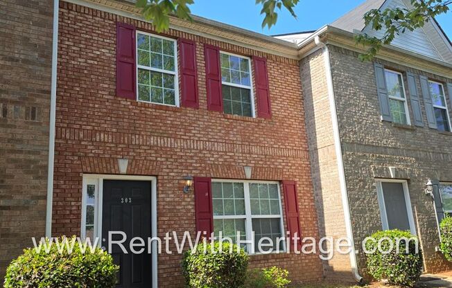 Fantastic 4bd/2.5ba Townhome/ Swim Tennis/ Great Location