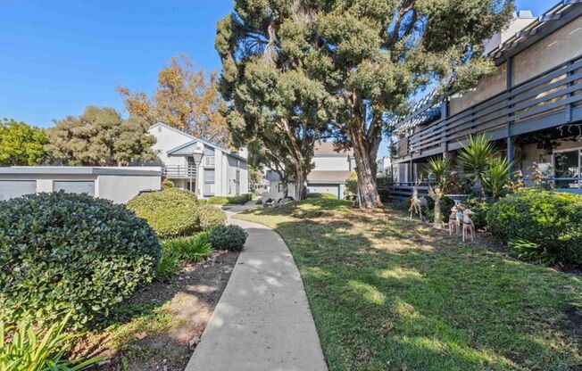 Great 2 Bedroom in Quiet Community
