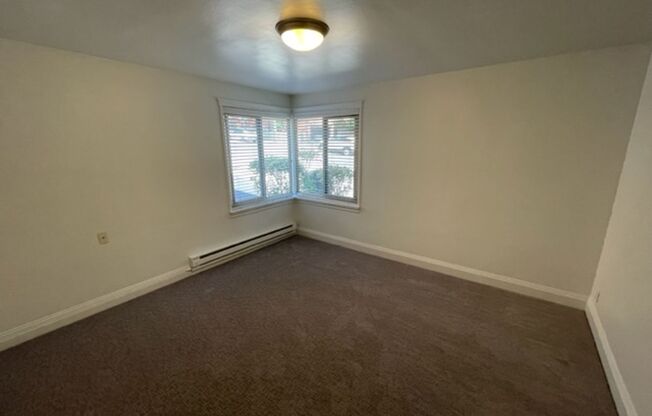 1 bed, 1 bath, 588 sqft, $1,695, Unit 104