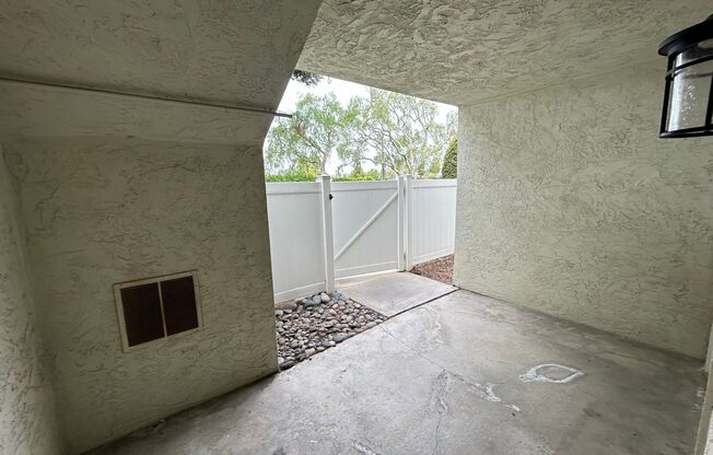 1 Bedroom 1 Bathroom Condo in Carlsbad!