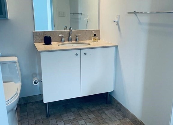 1 bed, 1 bath, 663 sqft, $3,400, Unit 510