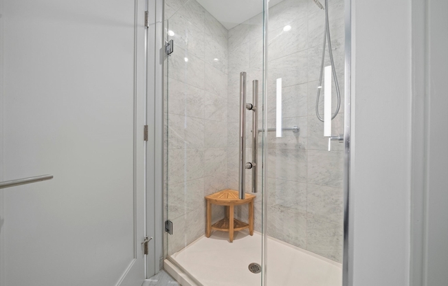 1 bed, 1 bath, 857 sqft, $7,000, Unit 1603