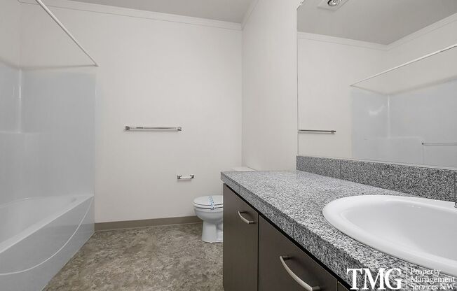 Studio, 1 bath, 556 sqft, $1,425, Unit 205