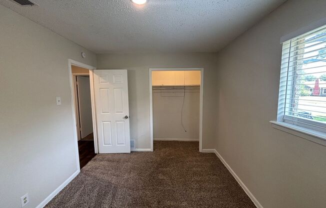 2 beds, 1 bath, 826 sqft, $950, Unit 1619