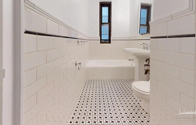 2 beds, 1 bath, $7,200, Unit 5C