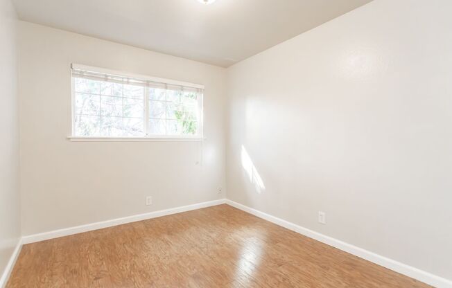 2 beds, 1 bath, $2,150