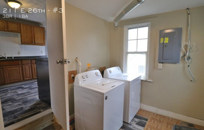 3 beds, 1 bath, 1,083 sqft, $1,250