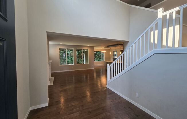STUNNING 5 Bedroom, 3 bath Kent home