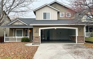 4 beds, 2.5 baths, $2,295