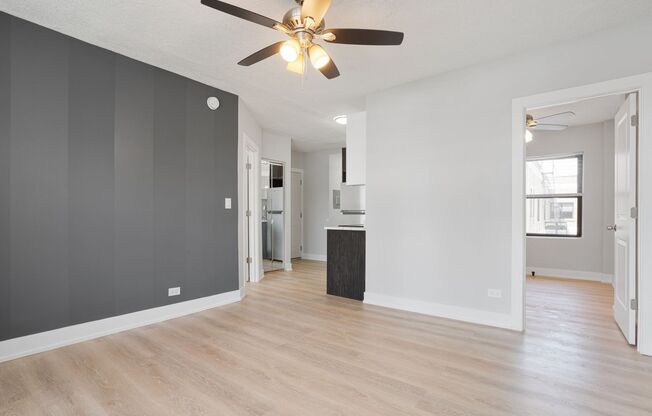 2 beds, 1 bath, 430 sqft, $2,150, Unit 7E