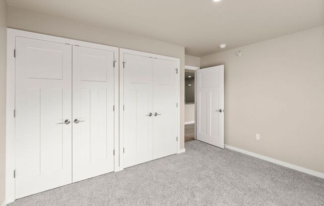 3 beds, 2 baths, 1,446 sqft, $2,099.99, Unit 184-07