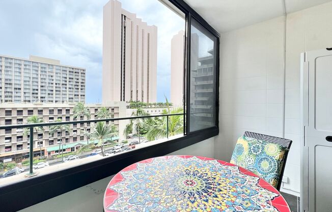 1 bed, 1 bath, $2,300