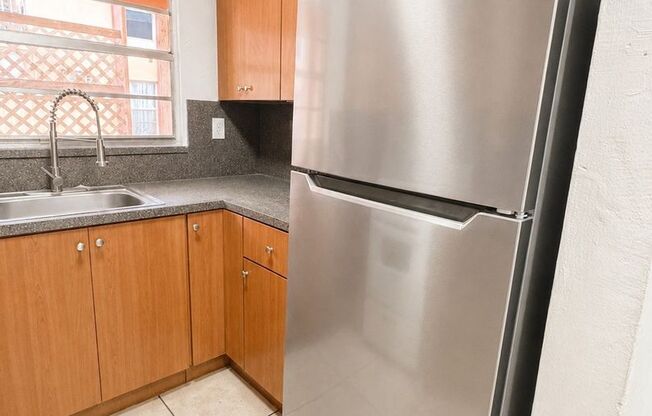 1 bed, 1 bath, 750 sqft, $1,750, Unit C04