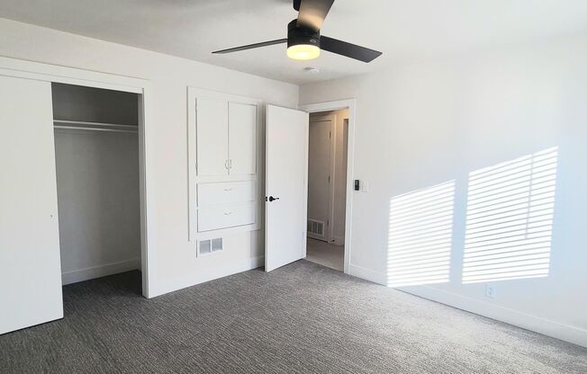 1 bed, 1 bath, 587 sqft, $1,194, Unit 5-11