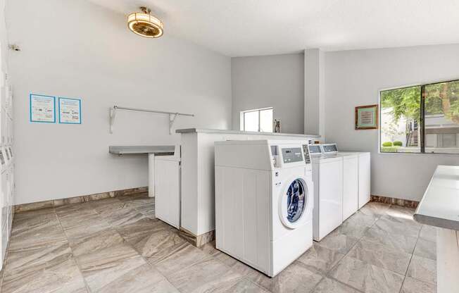 Shadow Ridge Apartments