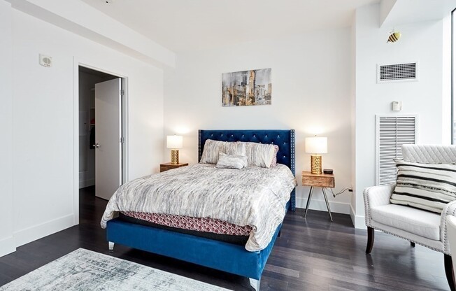 1 bed, 1.5 baths, 857 sqft, $4,800, Unit 16F