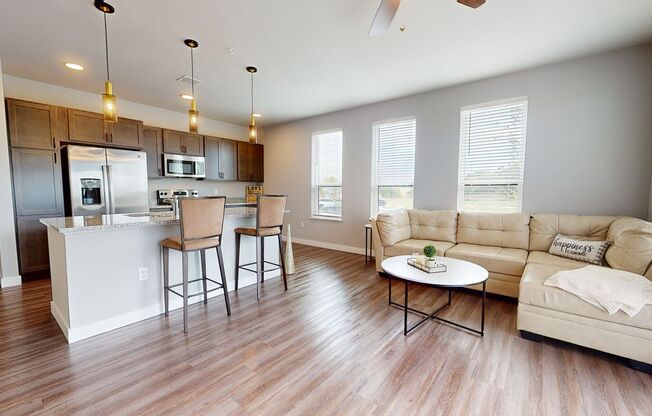 2 beds, 2 baths, 1,250 sqft, $1,925, Unit 222