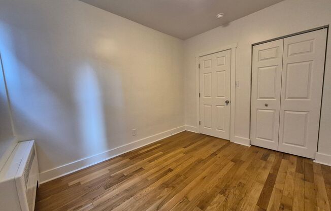 2 beds, 1 bath, 750 sqft, $2,190, Unit 5641 Hobart St. #B1