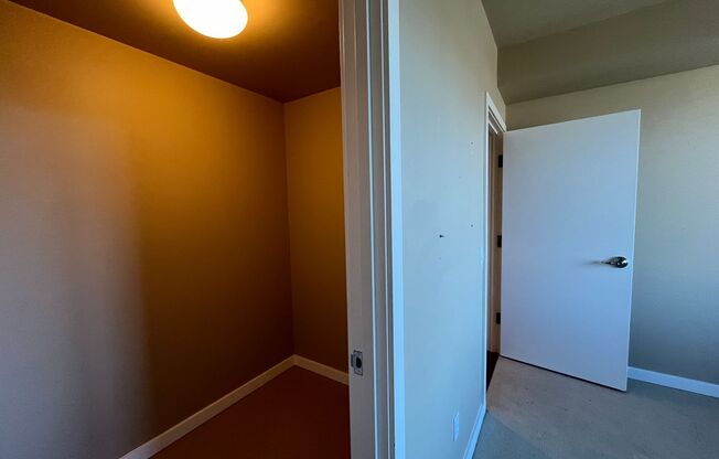 1 bed, 1 bath, $1,995, Unit #907