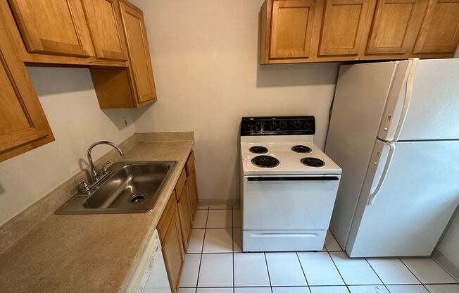 5208-5240 Stanton Avenue