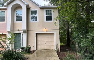 3 Bedroom Townhome off Collins