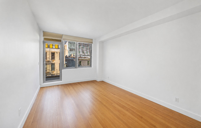 117 W 123 ST