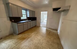 2 beds, 1 bath, $600