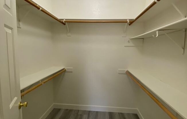 1 bed, 1.5 baths, $1,295, Unit UNIT # 2062