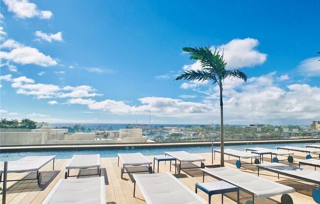 1 bed, 1 bath, $3,400
