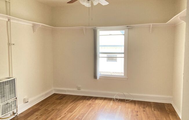 Studio, 1 bath, $1,350, Unit 215