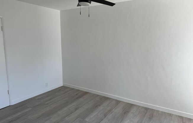 2 beds, 1 bath, $2,595