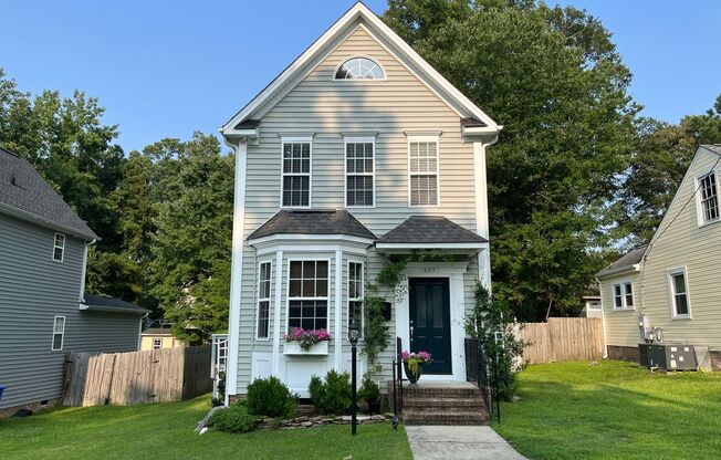 Premier 3BD, 2.5BA House in Downtown Fuquay-Varina with Large Fenced Backyard
