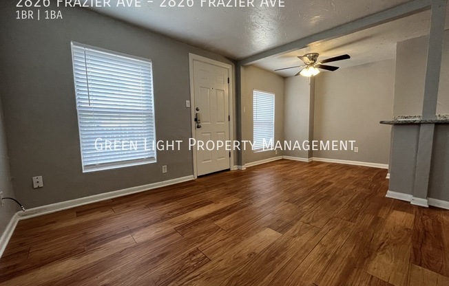 2826 FRAZIER AVE