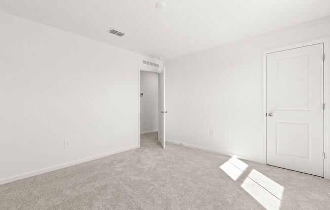 5 beds, 3 baths, 2,896 sqft, $2,999