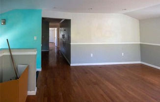 3 beds, 1 bath, $3,700