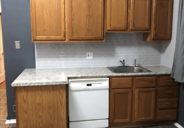 1 bed, 1 bath, 850 sqft, $1,000