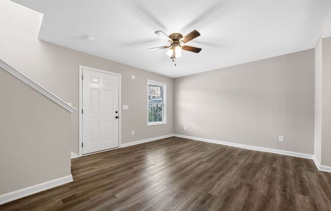 Glenstone Springs Dr - 424