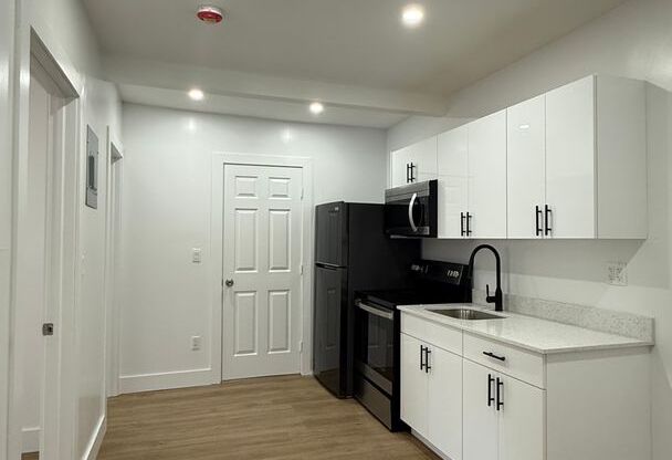 Fully Remodeled 2BR/1BA in Little Havana