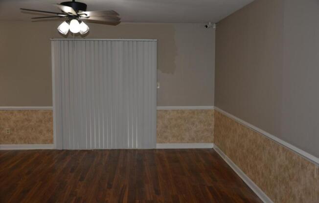 6802 WILLOUGHBY CT