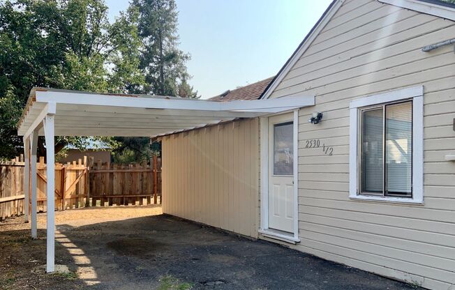 Hard to find 1 bdrm, 1 bath house with carport.