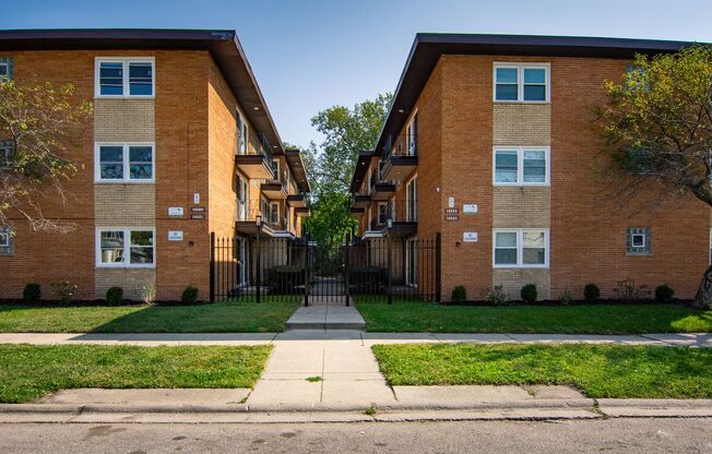 14033-35 S. Atlantic Ave
