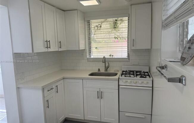 1639 ALT FLETCHER ST